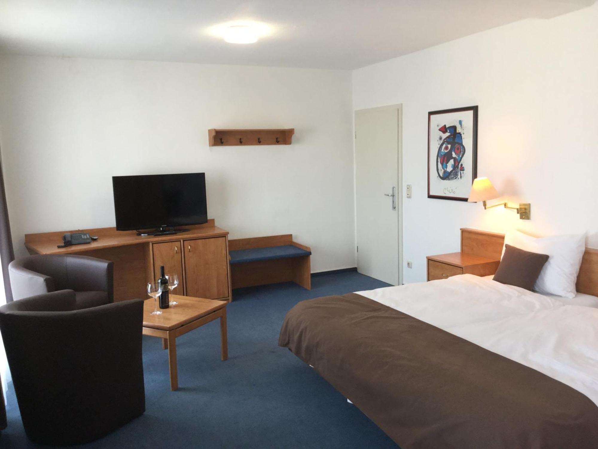 Sunibel Inn Reinheim Exteriér fotografie
